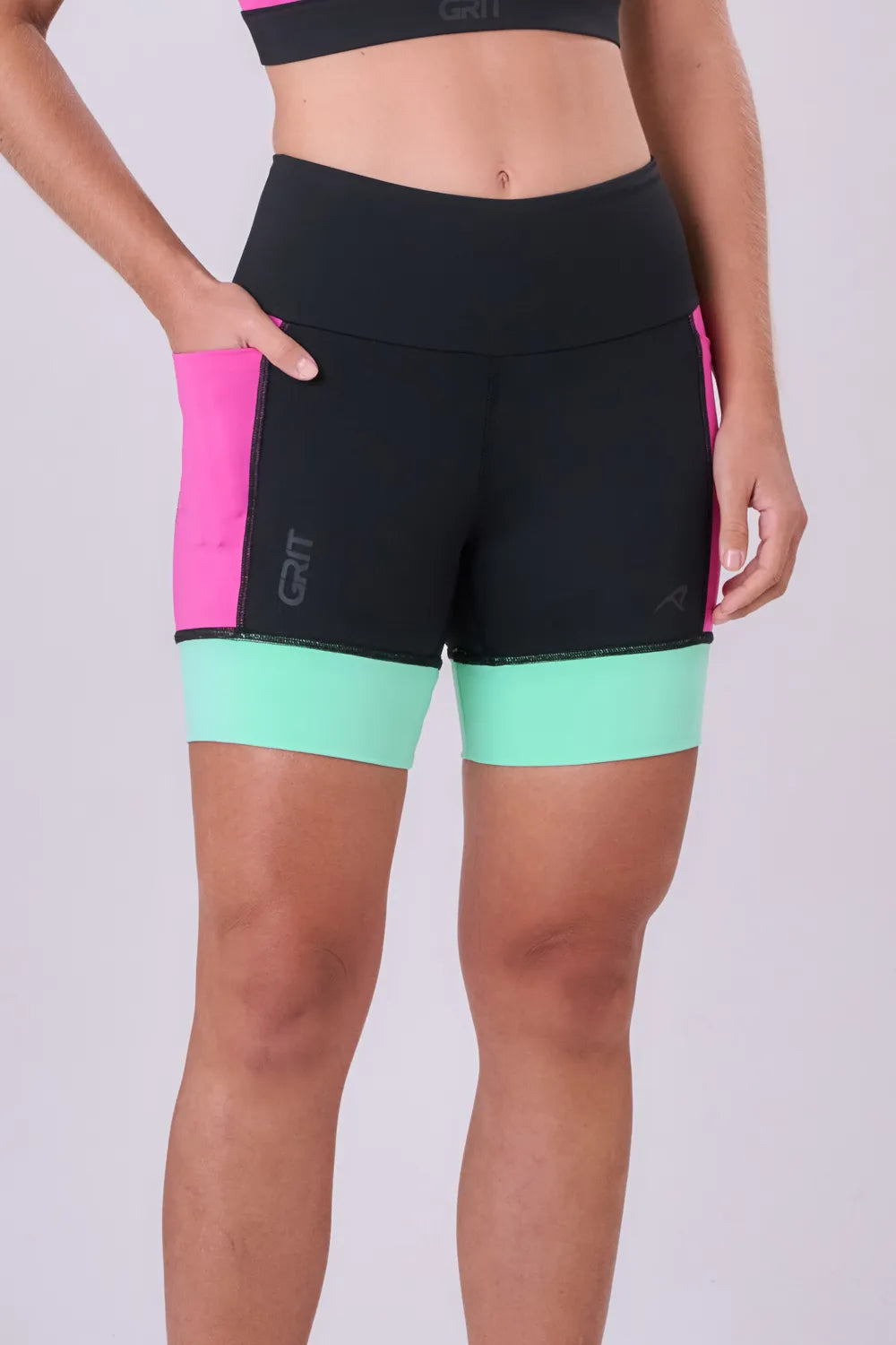 BERMUDA GRIT BOSSA 3 BOLSOS 15CM